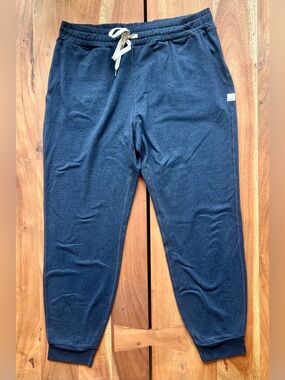 Vuori Grey Heather Women's Halo Jogger